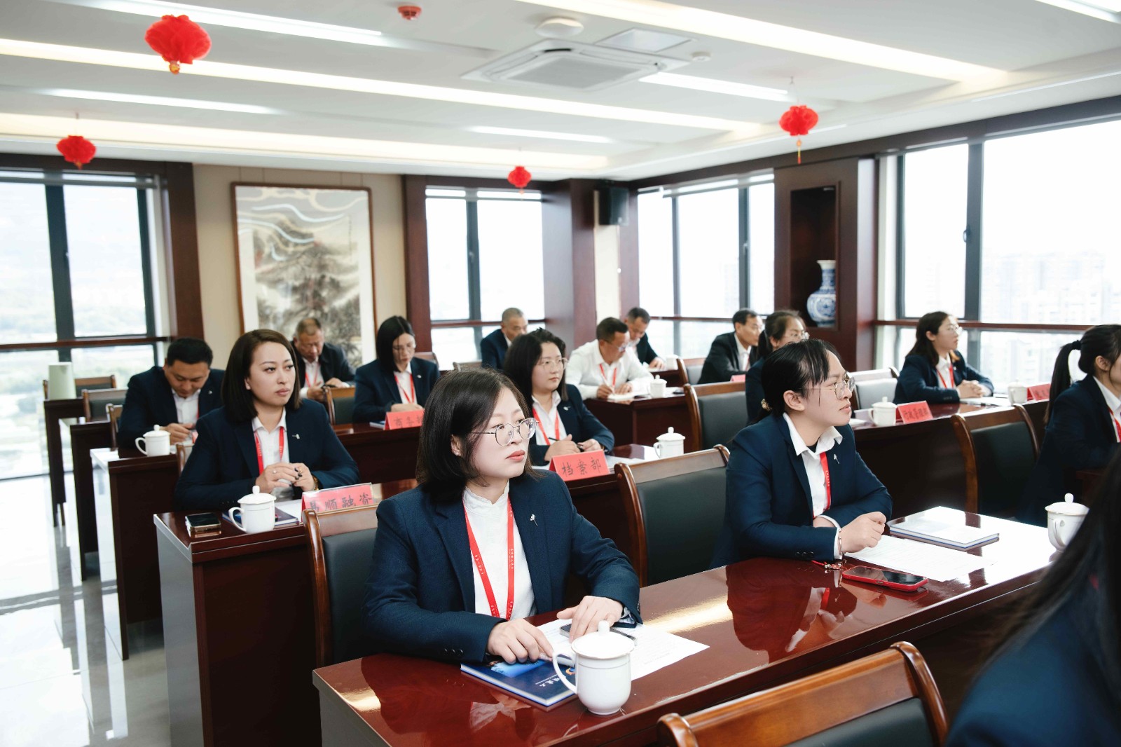 易順建工集團有限公司2025年年終總結會議圓滿落幕